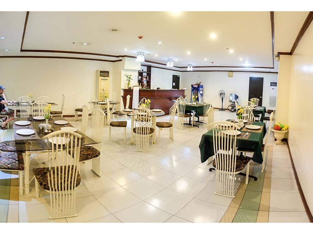โรงแรมคราวน์ การ์เดน Cebu ภายนอก รูปภาพ