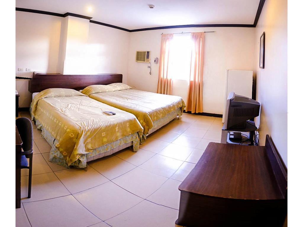 โรงแรมคราวน์ การ์เดน Cebu ห้อง รูปภาพ